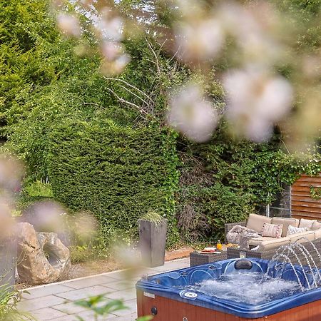 Bramblewood - Cosy Chic, Hot Tub, Close To Beach Stokeinteignhead ภายนอก รูปภาพ