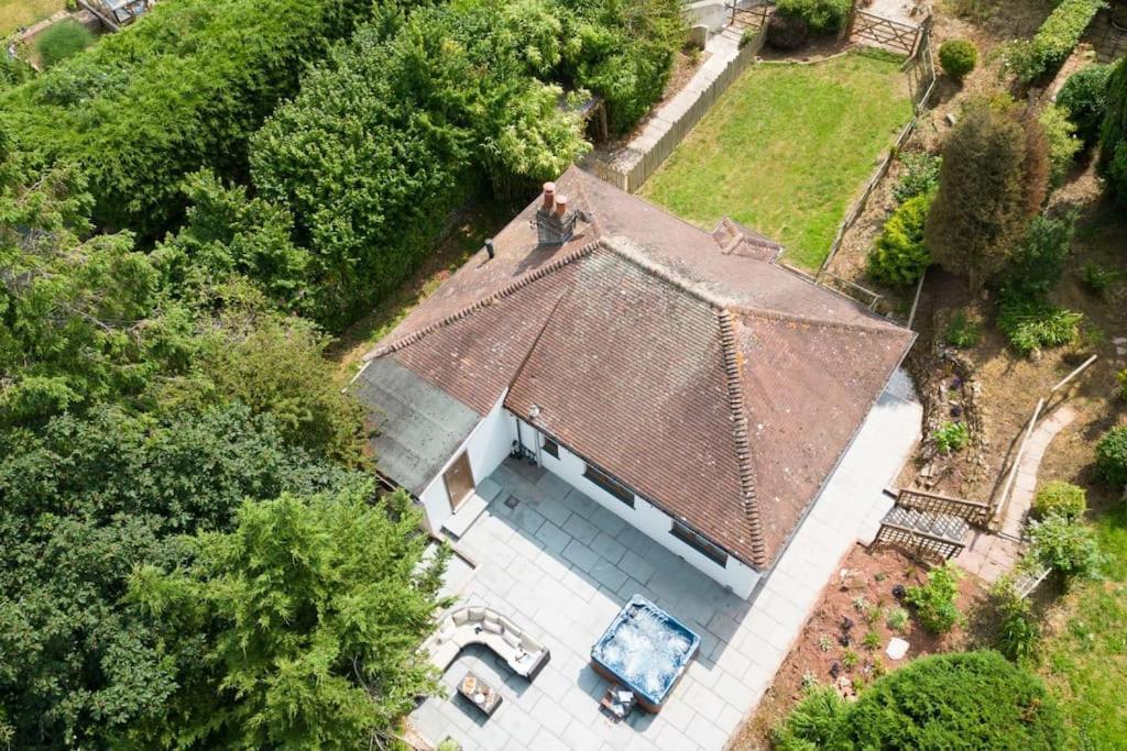 Bramblewood - Cosy Chic, Hot Tub, Close To Beach Stokeinteignhead ภายนอก รูปภาพ